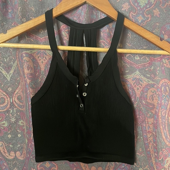 Free people movement top (s/p) - Picture 1 of 3